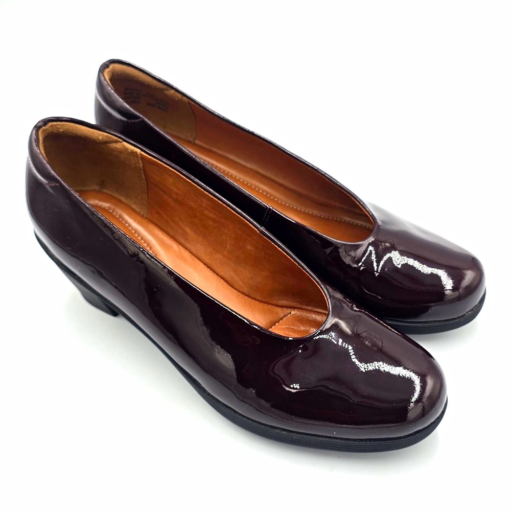 Clarks Artisan Brown Patent Leather Round Toe Block Heel Pumps Women US 7.5